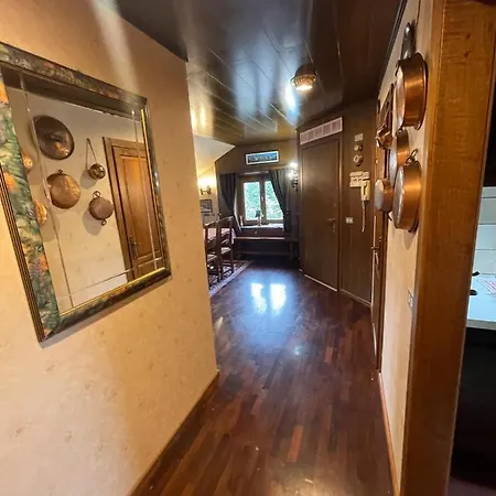 La Mansarda Di Fabio Apartament *